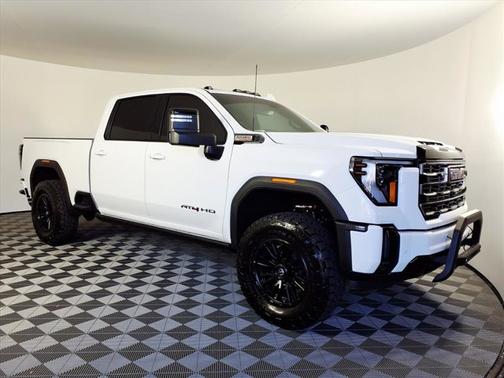 2026 GMC Sierra 2500 AT4