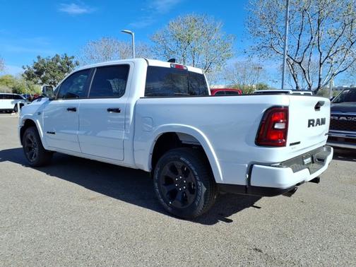 Bright White Clearcoat 2026 RAM 1500 Big Horn