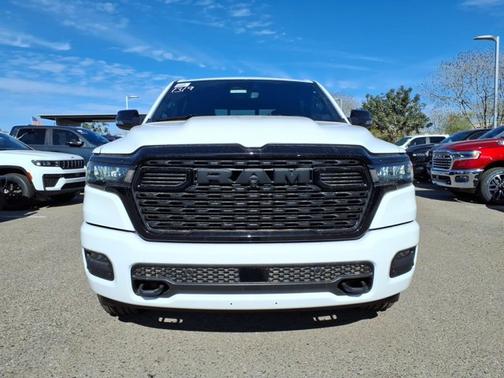 Bright White Clearcoat 2026 RAM 1500 Big Horn