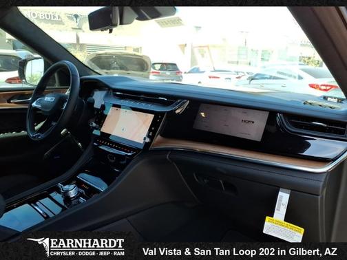 Diamond Black Crystal Pearlcoat 2026 Jeep Grand Cherokee Summit