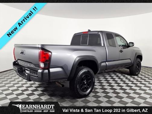 2022 Toyota Tacoma Base