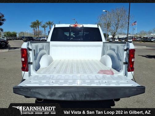 Bright White Clearcoat 2026 RAM 1500 Big Horn