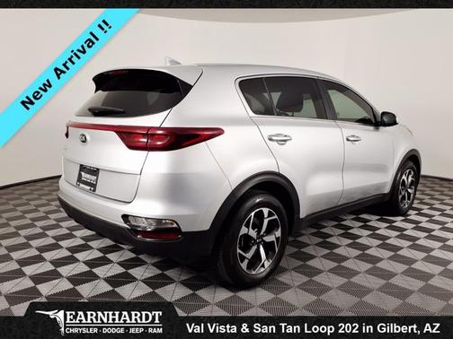 Sparkling Silver 2020 Kia Sportage LX
