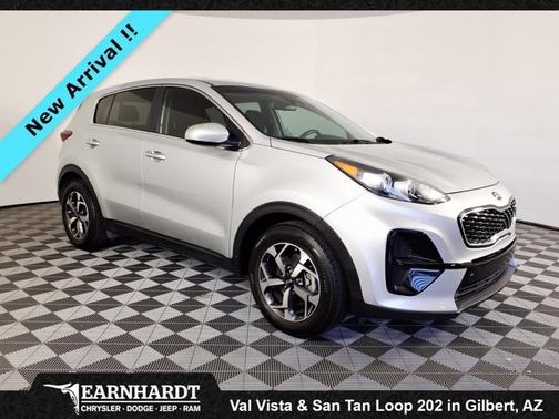 Sparkling Silver 2020 Kia Sportage LX