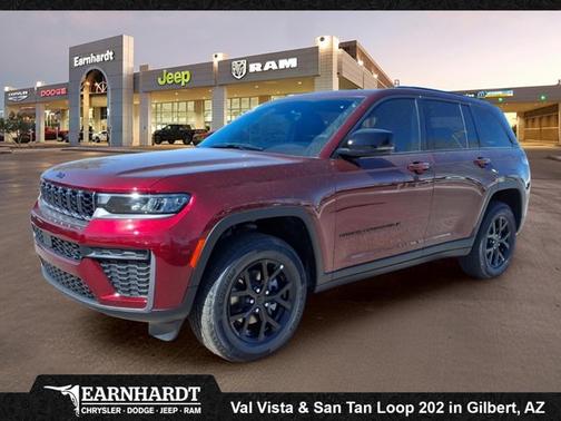 2026 Jeep Grand Cherokee Laredo Altitude