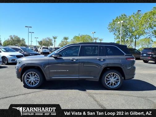 2025 Jeep Grand Cherokee Summit