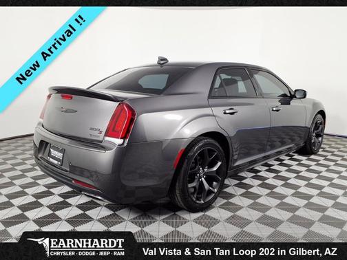 2021 Chrysler 300 S