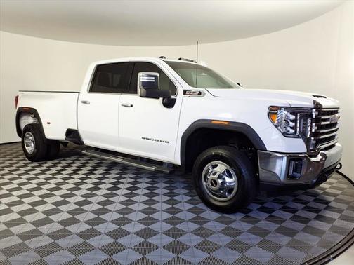 2023 GMC Sierra 3500 SLT