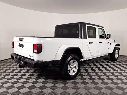 Bright White Clearcoat 2021 Jeep Gladiator Sport S