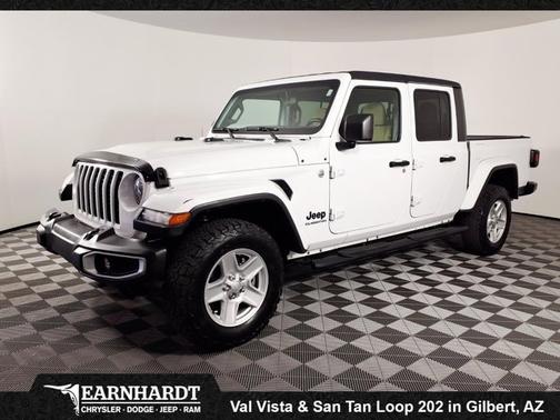 Bright White Clearcoat 2021 Jeep Gladiator Sport S