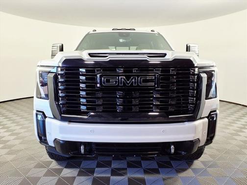 2024 GMC Sierra 2500 Denali