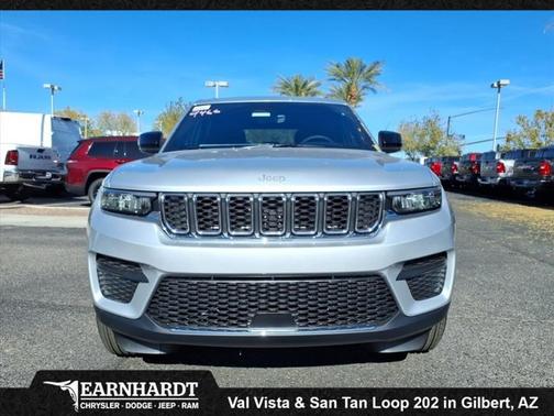 2025 Jeep Grand Cherokee Laredo X