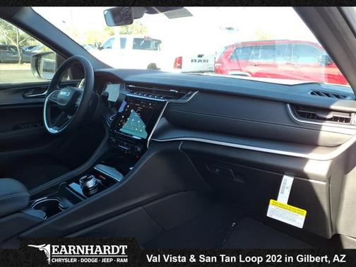 2025 Jeep Grand Cherokee Laredo X