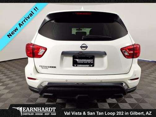 2019 Nissan Pathfinder S