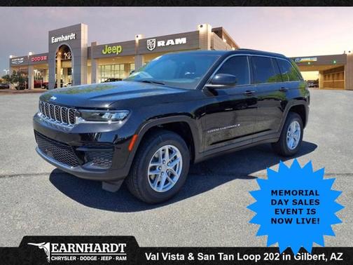Diamond Black Crystal Pearlcoat 2025 Jeep Grand Cherokee Laredo X