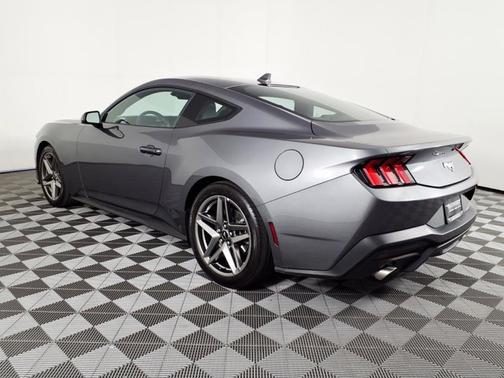 -Select- 2025 Ford Mustang I4CP