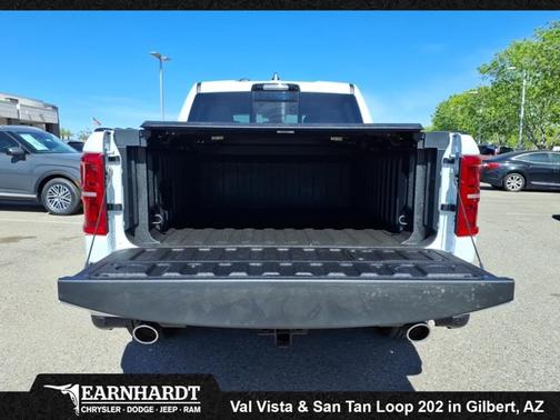 Ivory White Tri-Coat Pearlcoat 2026 RAM 1500 Longhorn