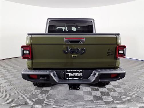 2024 Jeep Gladiator Willys