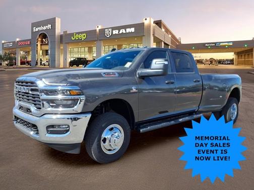 Granite Crystal Metallic Clearcoat 2026 RAM 3500 Tradesman