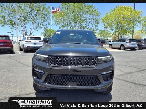2025 Jeep Grand Cherokee SUMMI