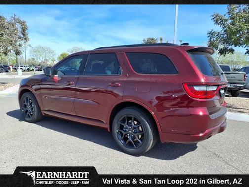 Octane Red Pearlcoat 2026 Dodge Durango GT Plus HEMI V8