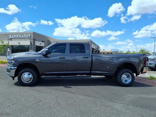 Granite Crystal Metallic Clearcoat 2026 RAM 3500 Tradesman