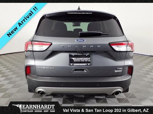 2022 Ford Escape Titanium Hybrid