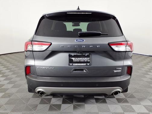 2022 Ford Escape Titanium Hybrid