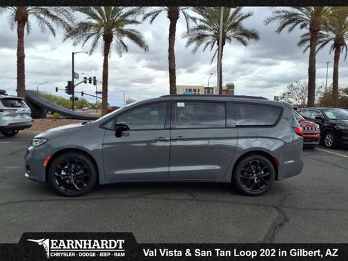 2025 Chrysler Pacifica Limited