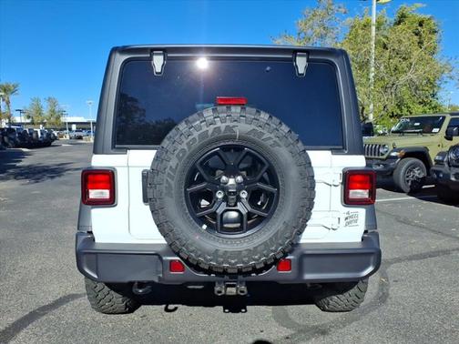 Bright White Clearcoat 2026 Jeep Wrangler Willys