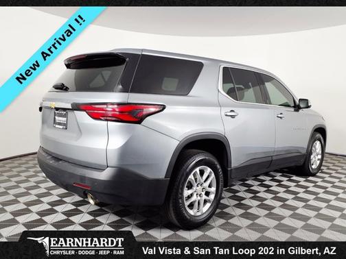 Sterling Gray Metallic 2023 Chevrolet Traverse LS