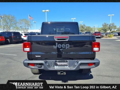 2025 Jeep Gladiator Nighthawk