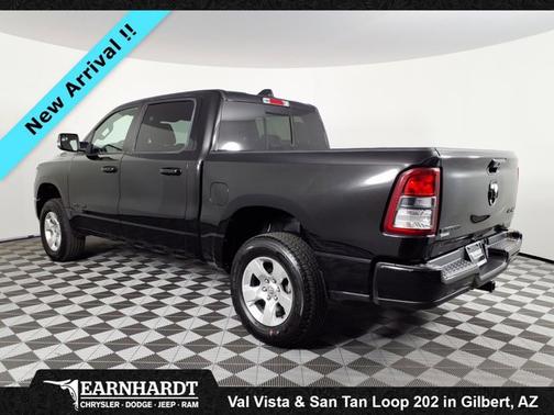 Diamond Black Crystal Pearlcoat 2022 RAM 1500 Big Horn