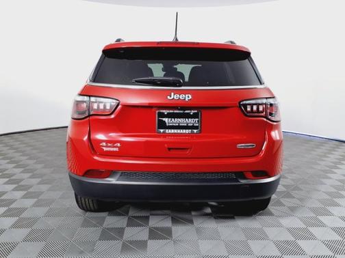 2023 Jeep Compass Latitude Lux