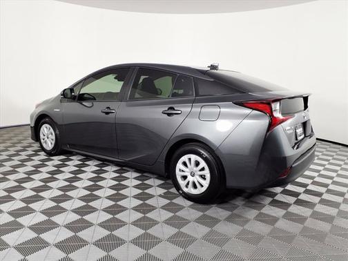 2019 Toyota Prius L Eco