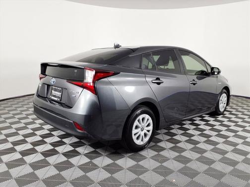 2019 Toyota Prius L Eco