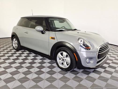 2019 MINI Hardtop Cooper