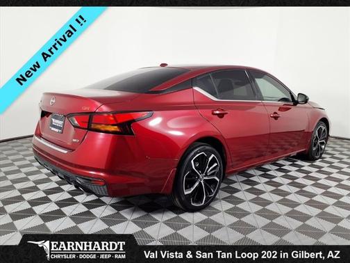 2023 Nissan Altima 2.5 SR