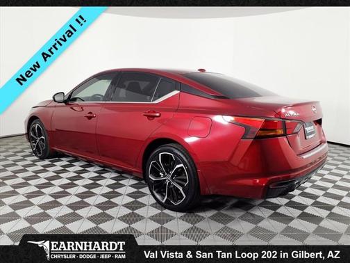 2023 Nissan Altima 2.5 SR