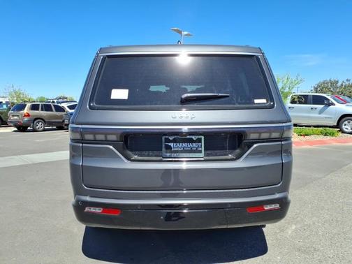 Baltic Gray Metallic Clearcoat 2026 Jeep Grand Wagoneer BASE
