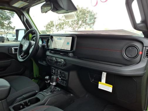 Mojito Clearcoat 2026 Jeep Wrangler Rubicon