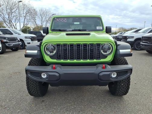 Mojito Clearcoat 2026 Jeep Wrangler Rubicon
