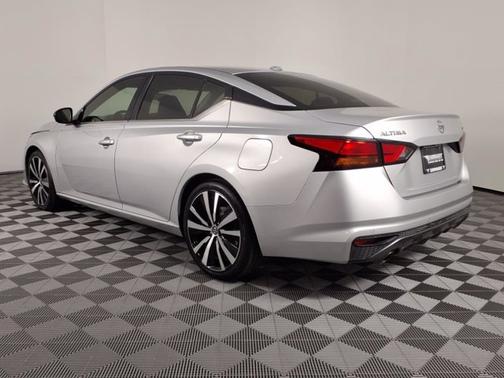 2020 Nissan Altima 2.5 SR