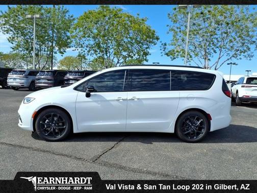 2026 Chrysler Pacifica Limited