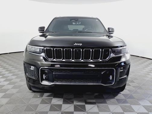 2022 Jeep Grand Cherokee Overland