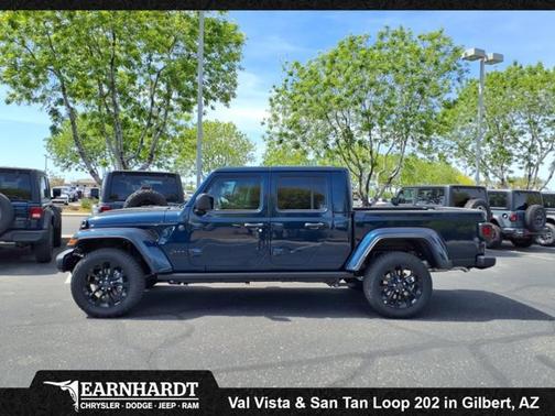 2025 Jeep Gladiator Nighthawk