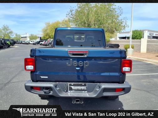 2025 Jeep Gladiator Nighthawk