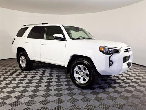 2022 Toyota 4Runner SR5