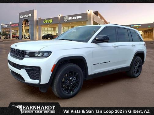 2026 Jeep Grand Cherokee Laredo Altitude
