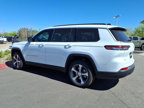 Bright White Clearcoat 2026 Jeep Grand Cherokee L Limited